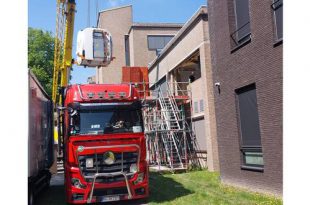 Nieuwe MRI in AZ Klina binnengeloodst