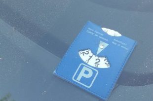 Parkeer je in een blauwe zone? Vergeet je parkeerschijf niet!