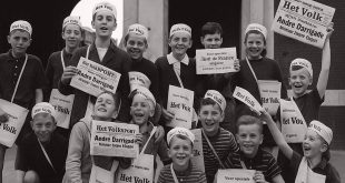 Het Volk - Krantenverkopertjes - (c) Noordernieuws.be - Alle rechten voorbehouden