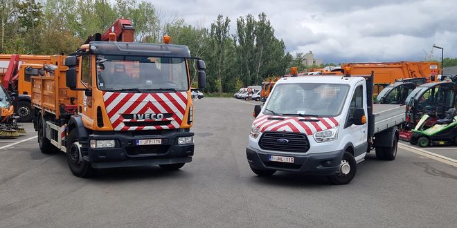 2 van de 5 uitgeleende voertuigen aan gemeente Stabroek - (c) stad Antwerpen