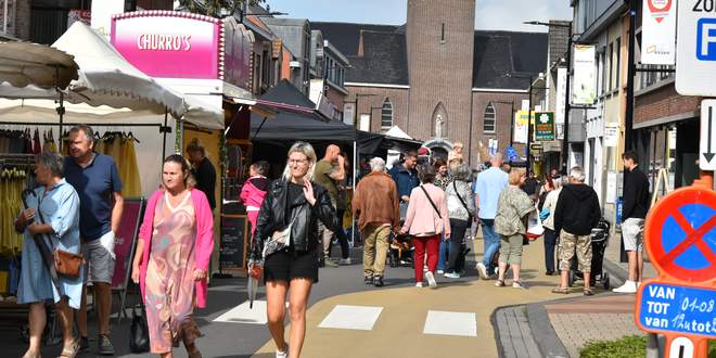 Avondmarkt 2025 - Essen - (c) Noordernieuws 2025 - HDB_3222u65